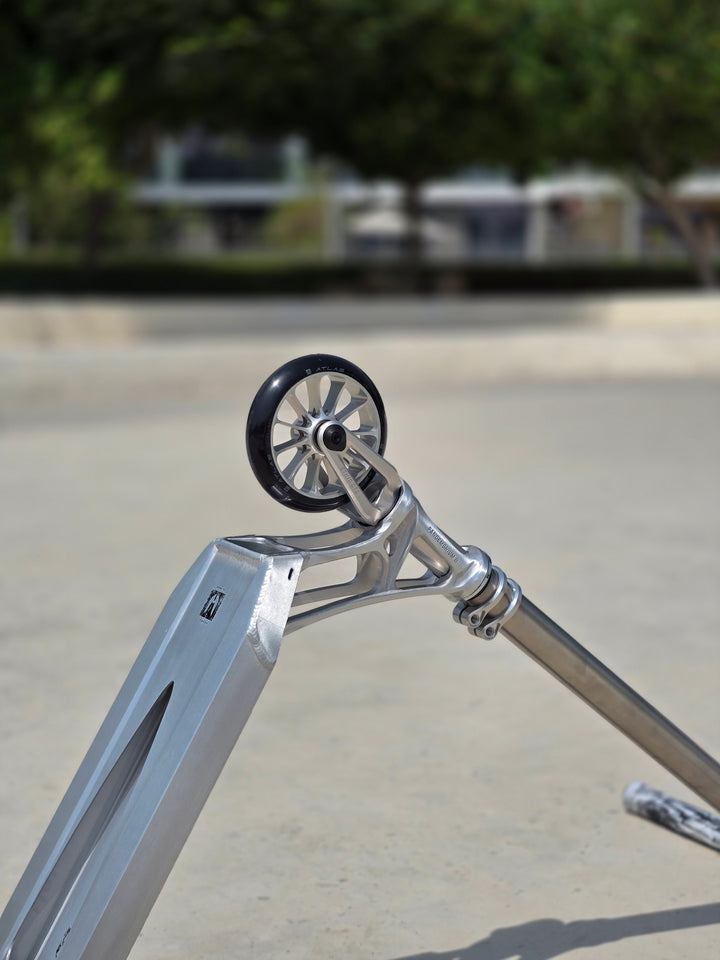 Custom Park Scooter — Pandemonium V2 / Titanium — 2.5 kg