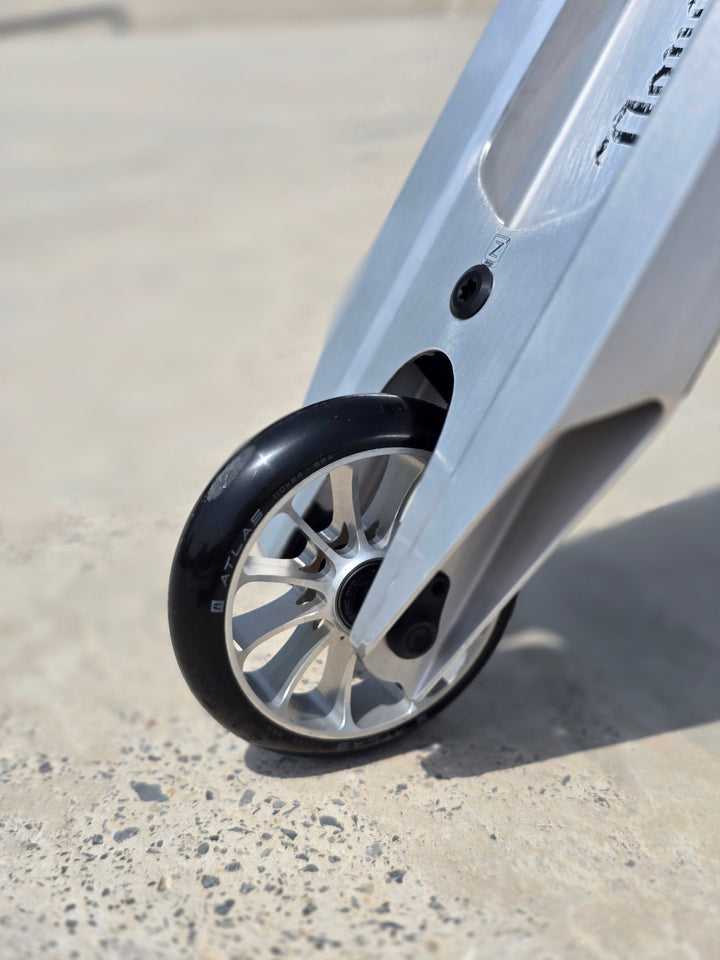 Custom Park Scooter — Pandemonium V2 / Titanium — 2.5 kg